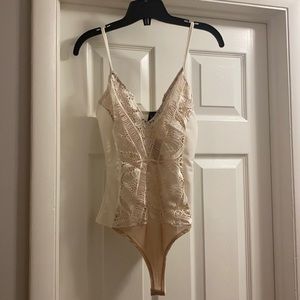 Windsor Store Lace Bodysuit
